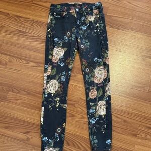7 for all Mankind Floral Print Skinny Jeans Pants size 27 NWOT‎